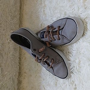 Womans Sperry size 8
